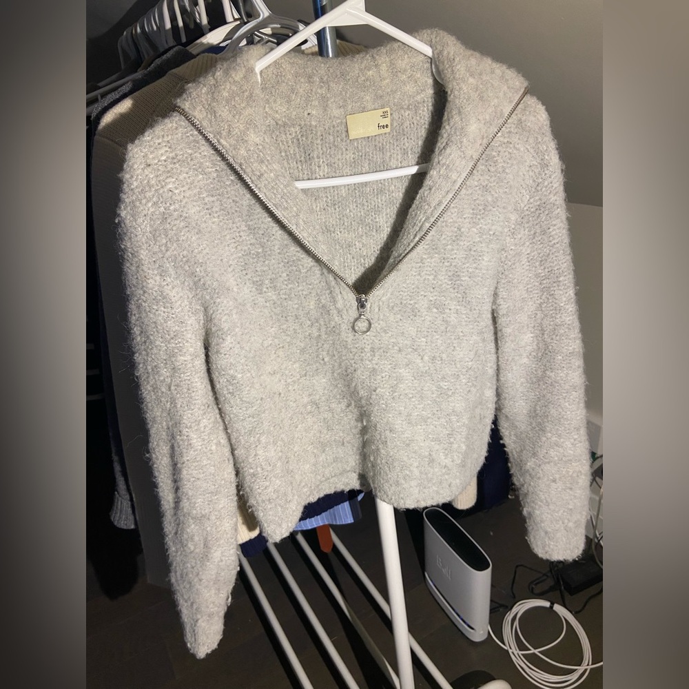 Aritzia Gray V-Neck Sweater